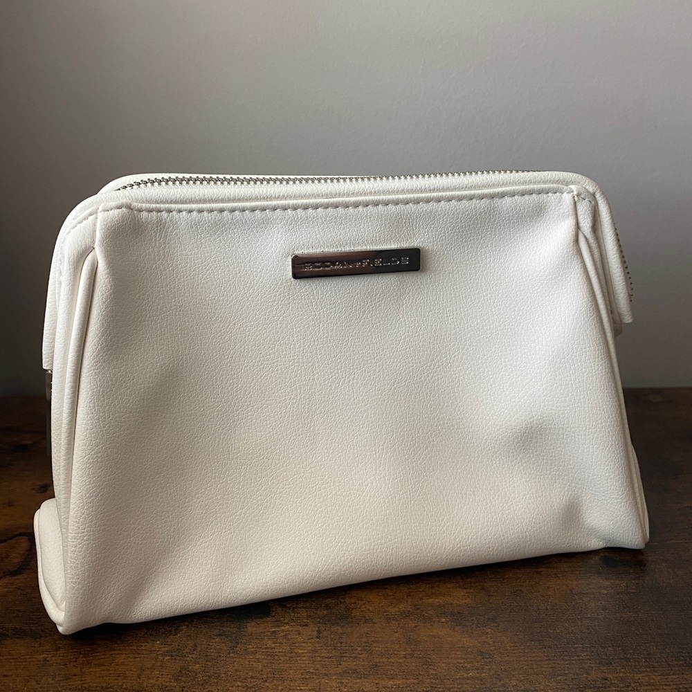 Rodan and Fields White Clutch Purse